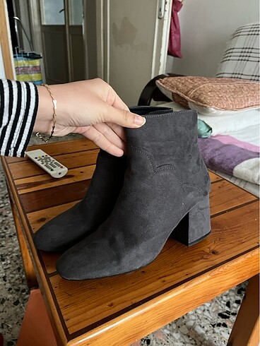 Zara topuklu bot