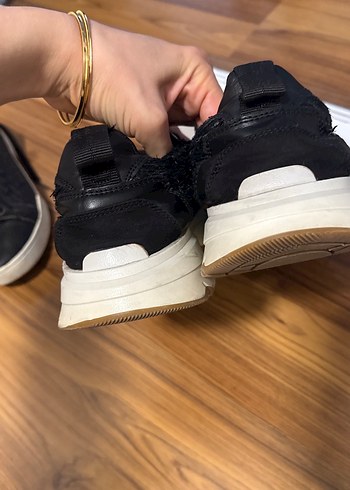 39 Beden siyah Renk ZARA Kadın Spor Ayakkabı