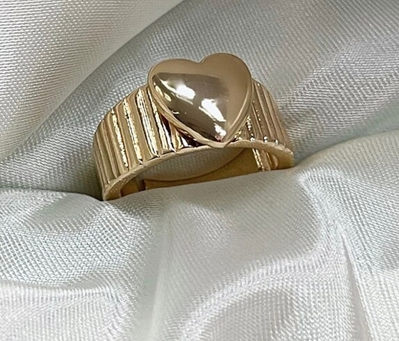 Kalpli gold yüzük