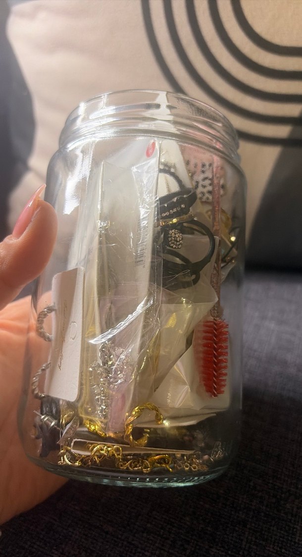 Beyaz ve Altın Renkli Takı Kavanozu - Görsel 4