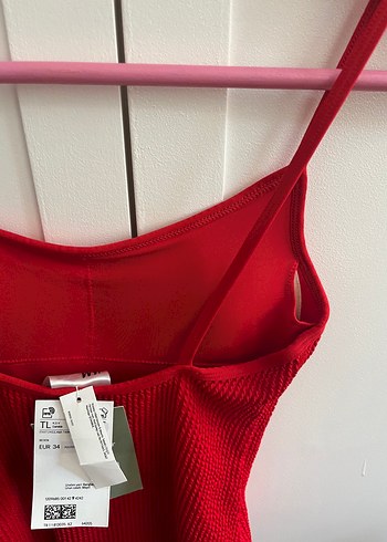 Kırmızı İnce Askılı Kadın Mayo - Görsel 5