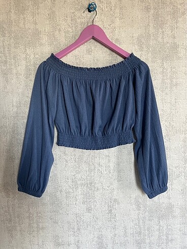 H&M Omzu Açık Crop Bluz Üst