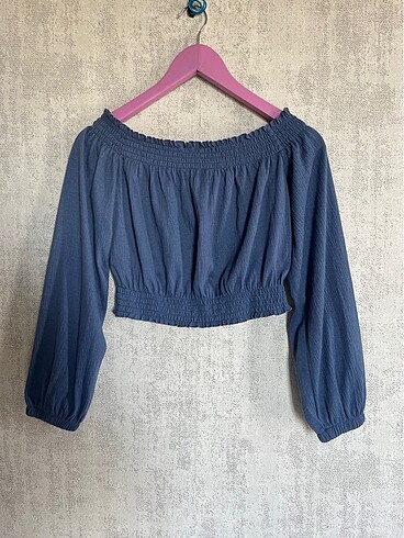 s Beden H&M Omzu Açık Crop Bluz Üst