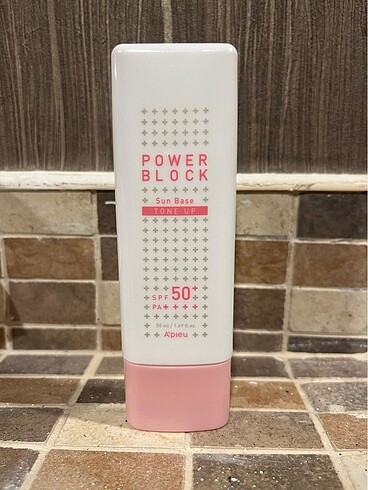 Beden Missha Pembe Power Block Güneş Kremi