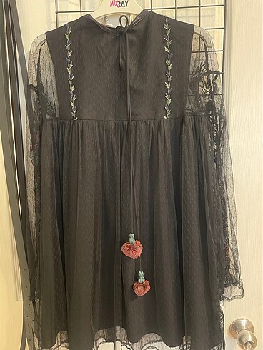 Zara Zara Çiçek İşlemeli Elbise
