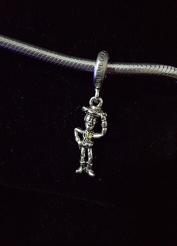 Redkit charm 
