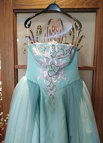 Trukuaz rengi işlemeli tüllü tuvalet 36 beden 0 dır. - Görsel 6