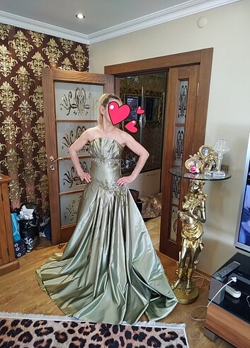 Yeşil işlemeli kuyruklu tuvalet 38 beden 0 dır - Görsel 3