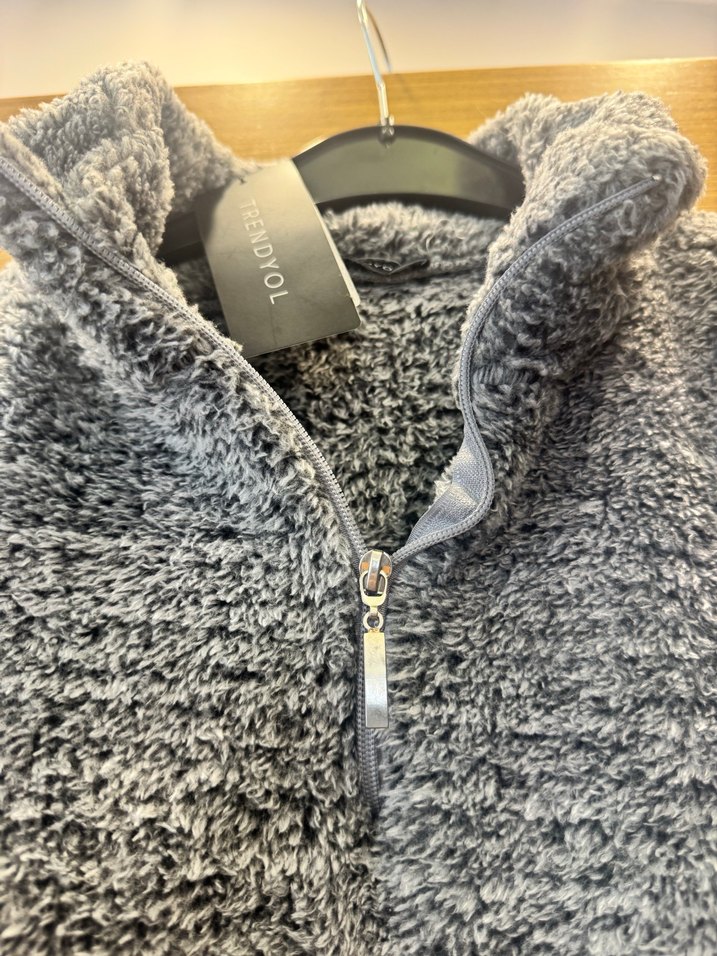 Gri Yüksek Yaka Kadın Sweatshirt - Görsel 5