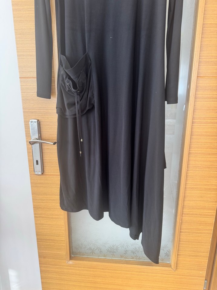 Siyah Uzun Kollu Salaş Elbise - Görsel 4