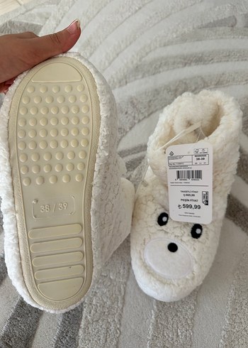 38 Beden Beyaz Peluş Ev Terliği