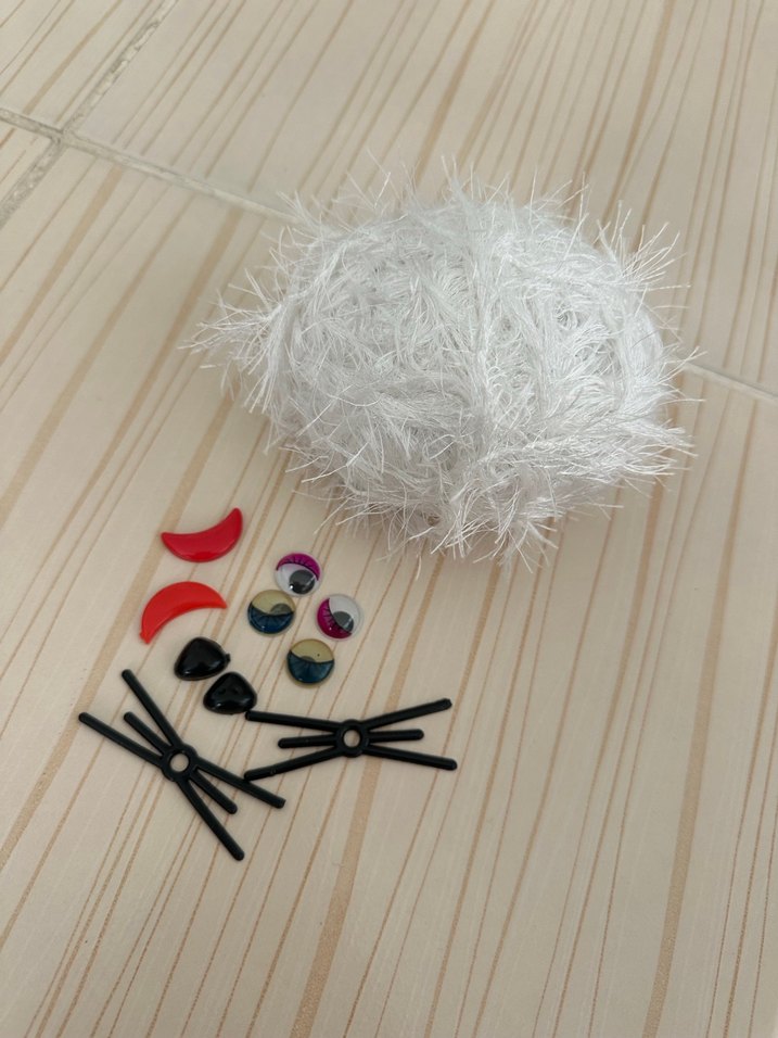 Beyaz Tüylü Kedi Oyuncağı Seti - Görsel 2