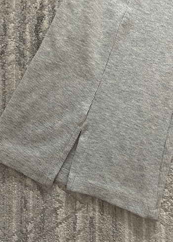 Cocuk paca detayı yırtmaclı alt - Görsel 2