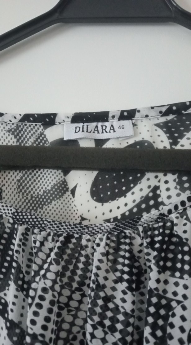 Desenli Kadın Kısa Kollu Bluz - Görsel 3