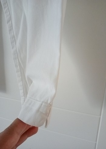 Düğmeli Beyaz Keten Mini Kadın Pantolon - Görsel 5