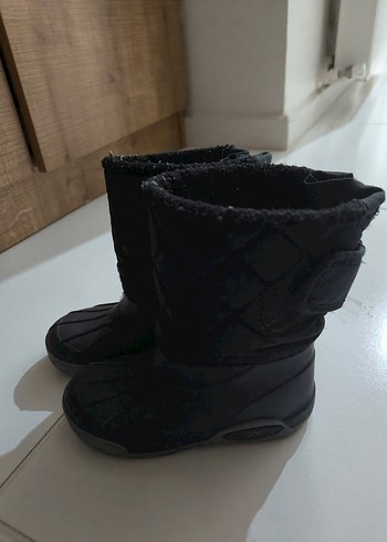 igor siyah bot - Görsel 3