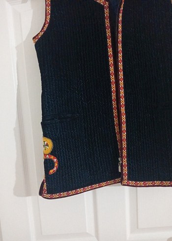 Nakışlı Kadın Yelek - Görsel 3