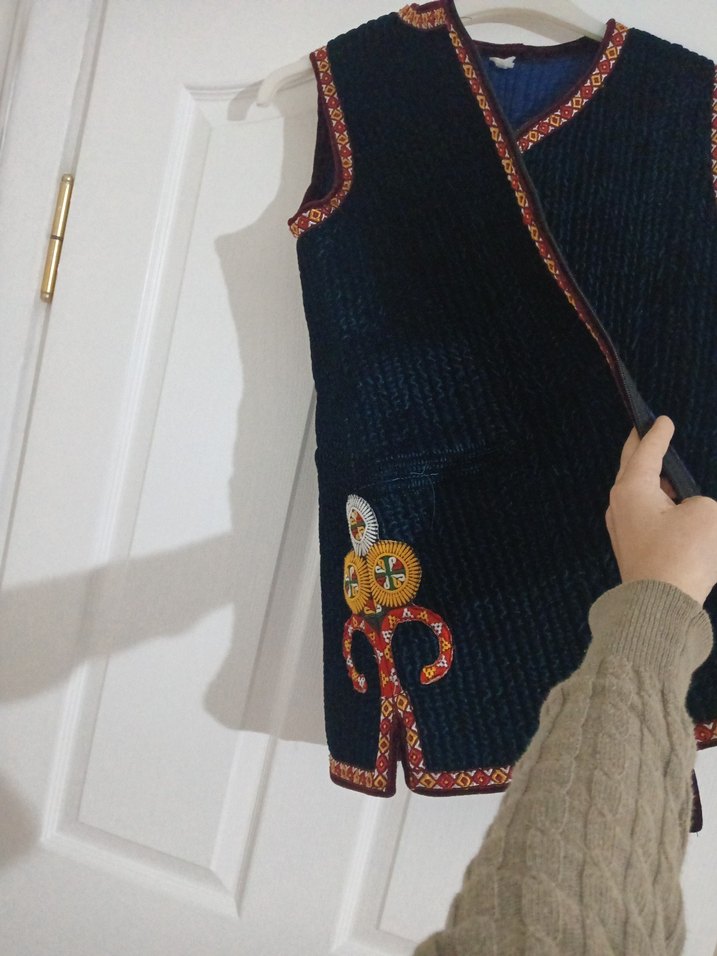 Nakışlı Kadın Yelek - Görsel 5