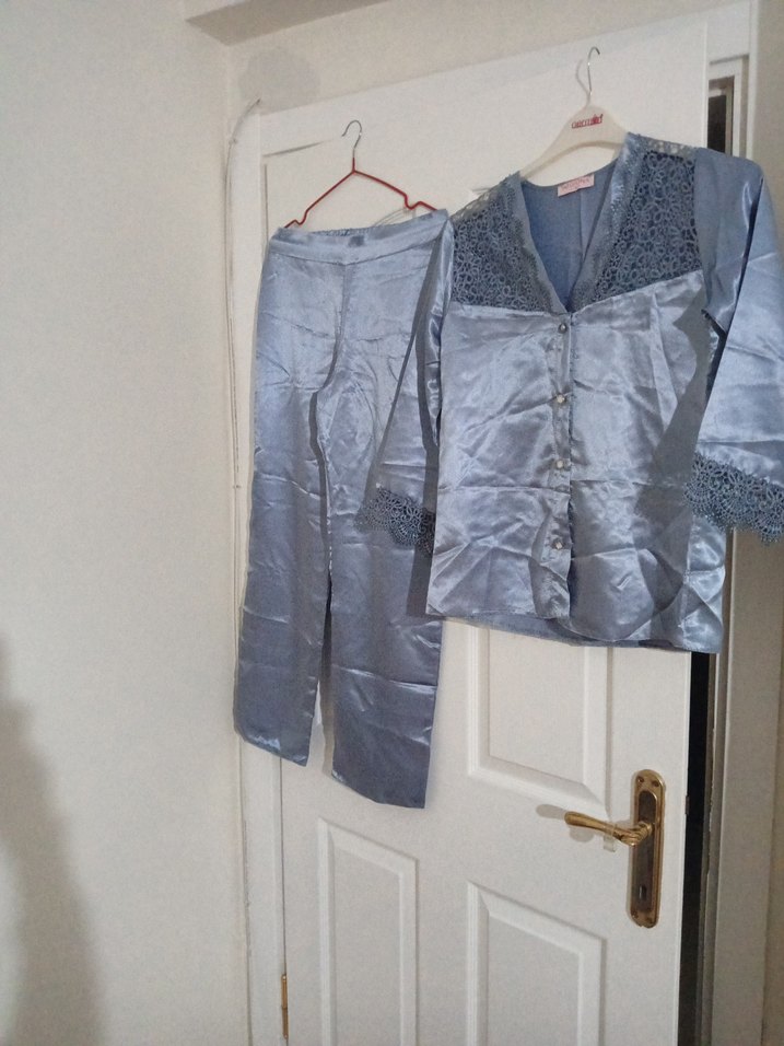 Kadın Saten Pijama Takımı - Görsel 4