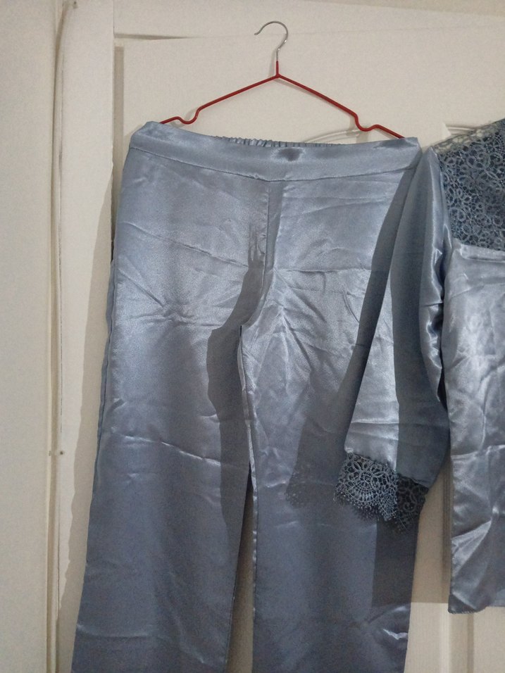 Kadın Saten Pijama Takımı - Görsel 3