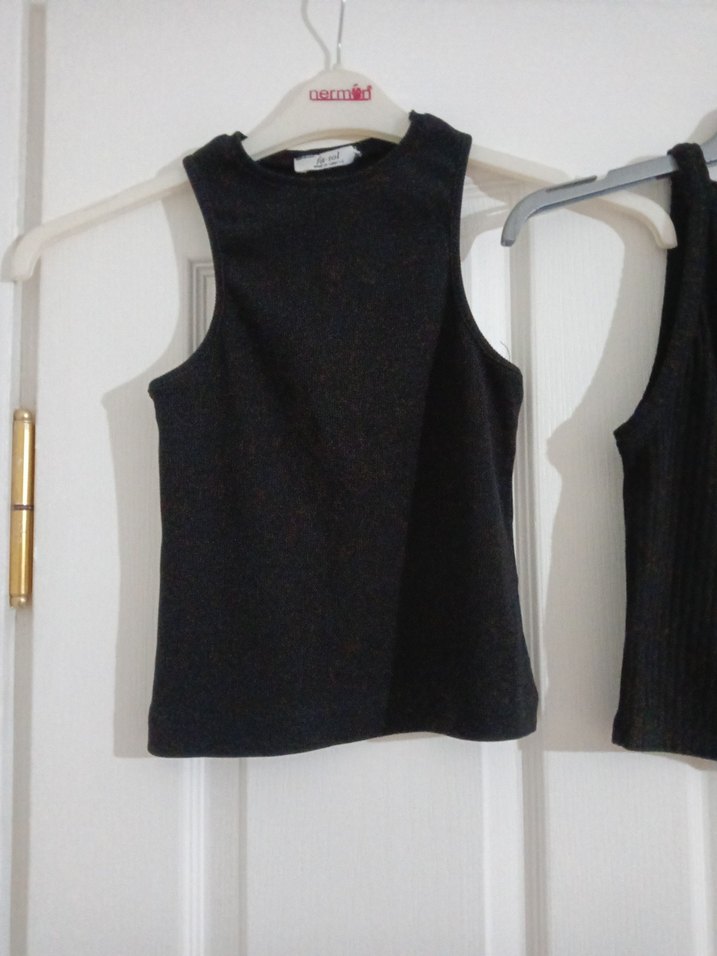 Siyah crop - Görsel 2