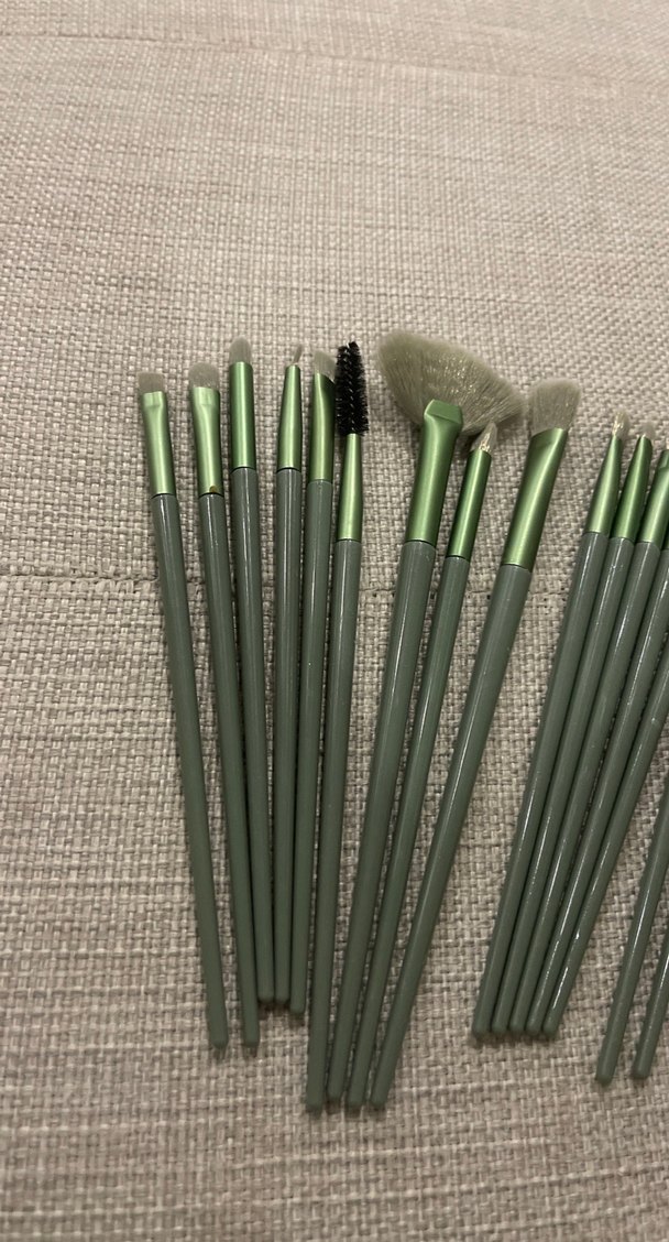 14 Parça Haki Makyaj Fırça Seti - Görsel 2