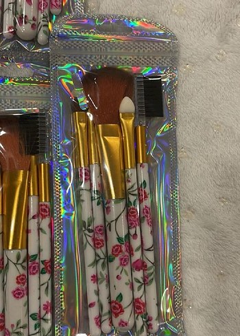 Çiçek Desenli Makyaj Fırça Seti - Görsel 2