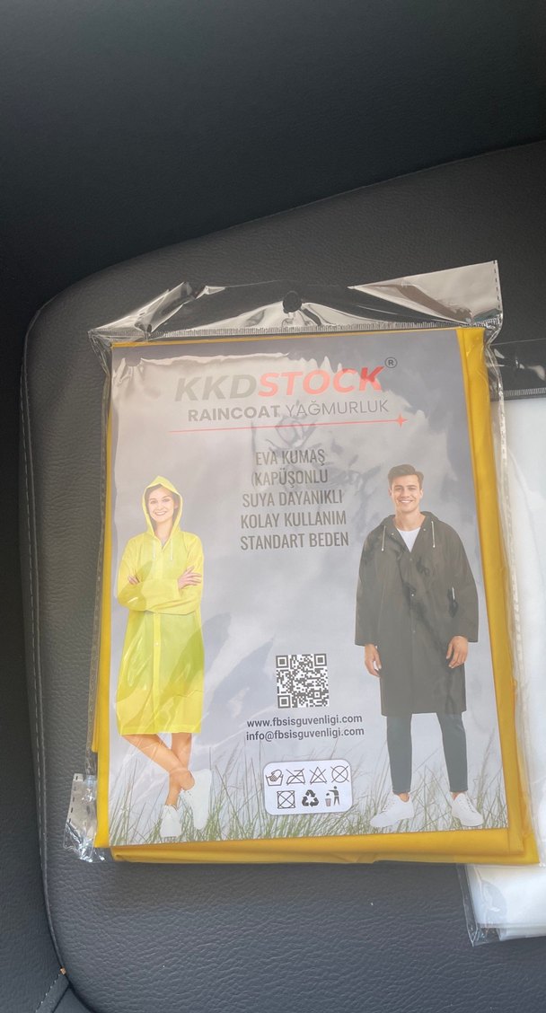 Sarı Kapüşonlu Midi Yağmurluk - Görsel 3