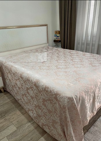 Nakışlı Beyaz Pastel Yatak Örtüsü - Görsel 5