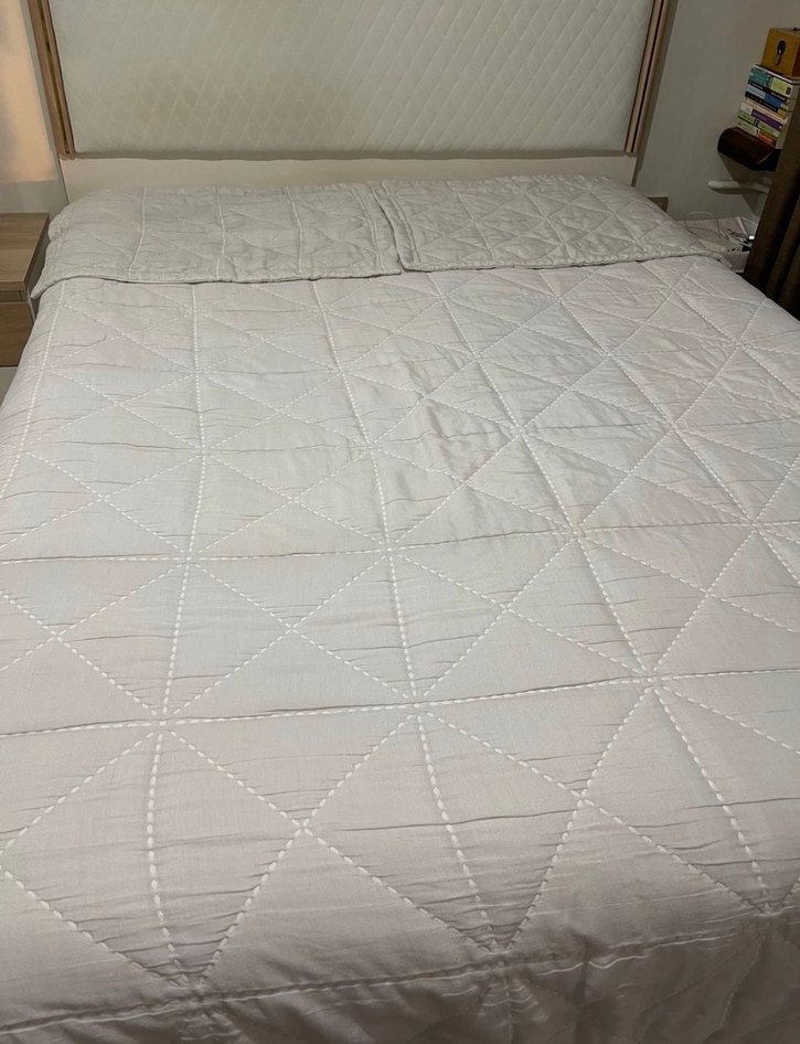 Beyaz Düz Desen Yatak Örtüsü - Görsel 2