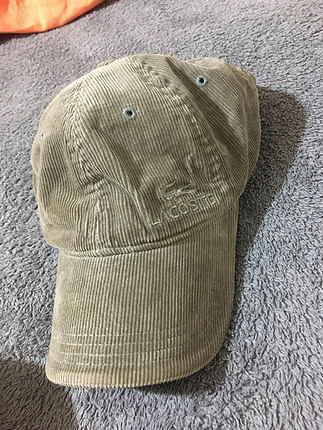 l Beden Lacoste şapka