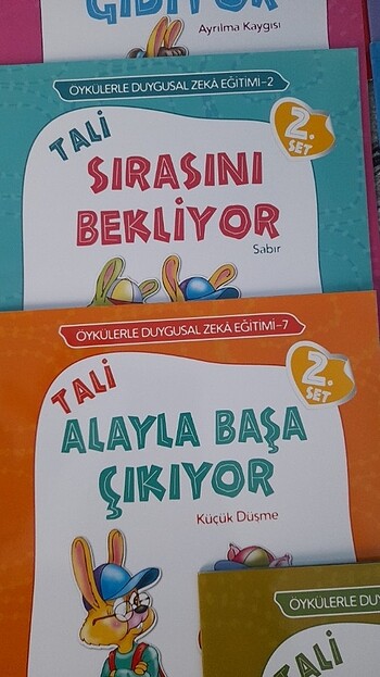  Beden Renk 9 adet tali kitabı ve 2. Resimdeki diğer 5 kitap