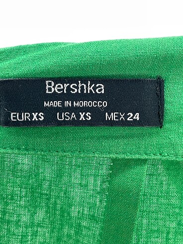 xs Beden yeşil Renk Bershka Kısa Tulum %70 İndirimli.