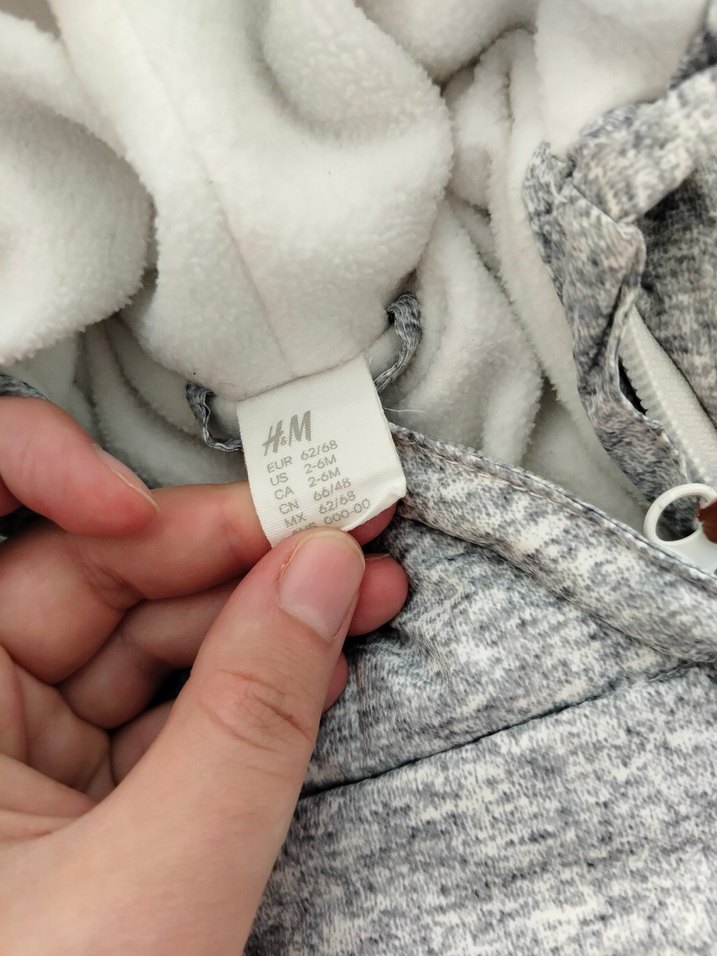 Gri Bebek Tulumu Fermuarlı Kapüşonlu 2_6 m olarak geçiyor - Görsel 2