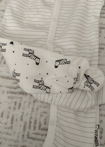 Uzun Kollu Zebra Desenli Bebek Tulum - Görsel 2