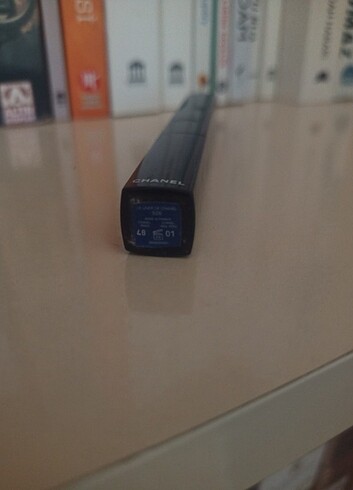 Beden Chanel eyeliner
