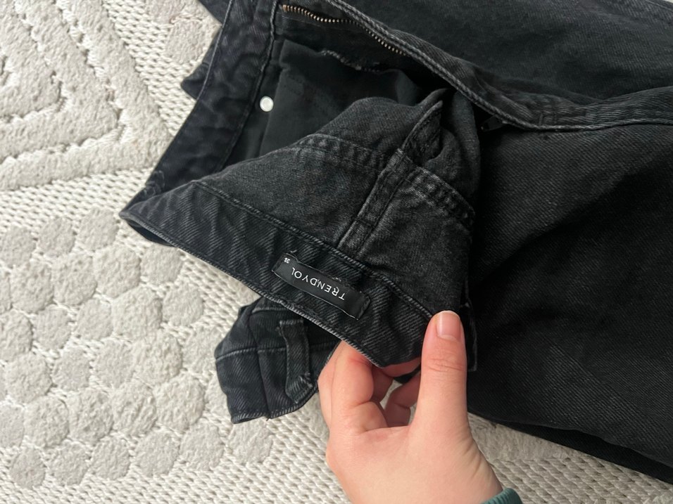 Kadın Siyah Midi Kot Pantolon - Görsel 3