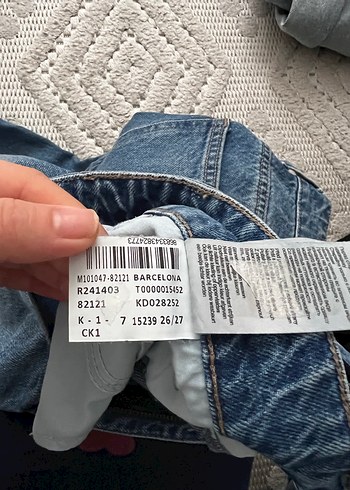 Gri Mavimsi Yırtık Detaylı Bol Kesim Jean - Görsel 2