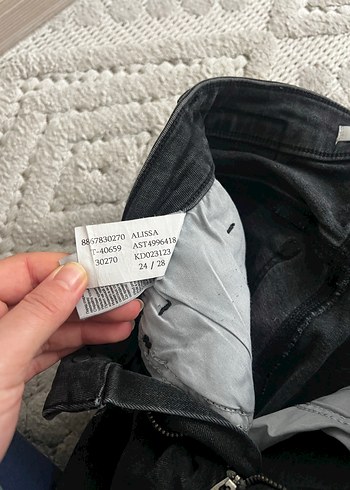 Siyah Dar Kesim Midi Kadın Kot Pantolon - Görsel 3