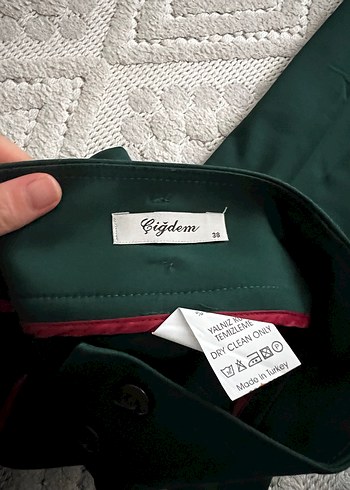 Kadın Yeşil Pilili Kumaş Pantolon - Görsel 2