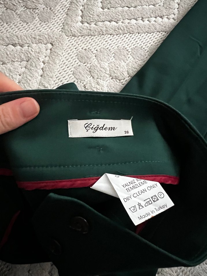 Kadın Yeşil Pilili Kumaş Pantolon - Görsel 2