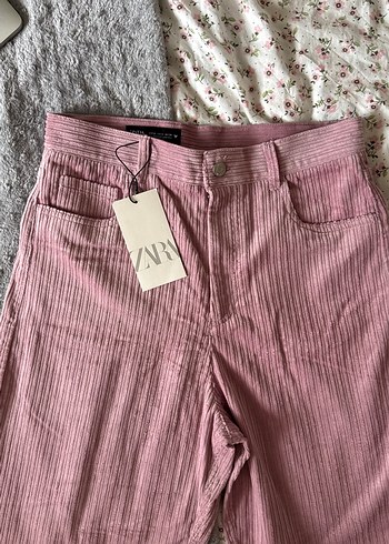 Pembe kadife pantolon