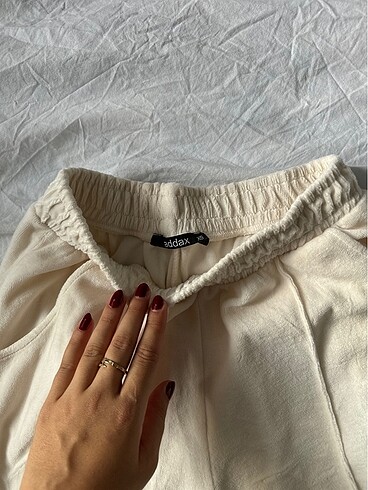 xs Beden Krem eşofman altı