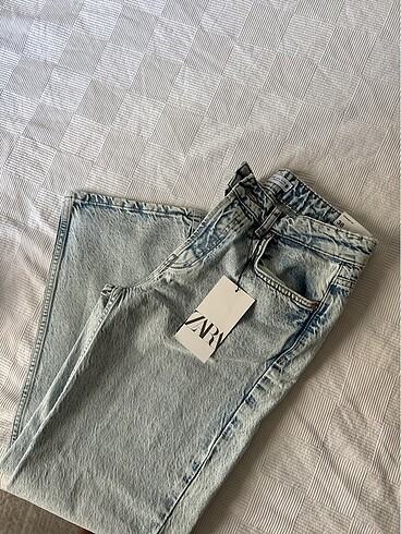 Zara Zara etiketli jean