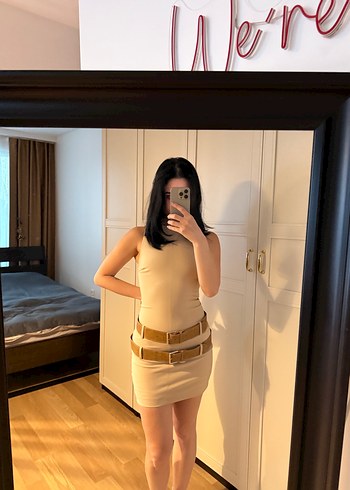 Bej Deri Kemer Detaylı Midi Elbise - Görsel 2