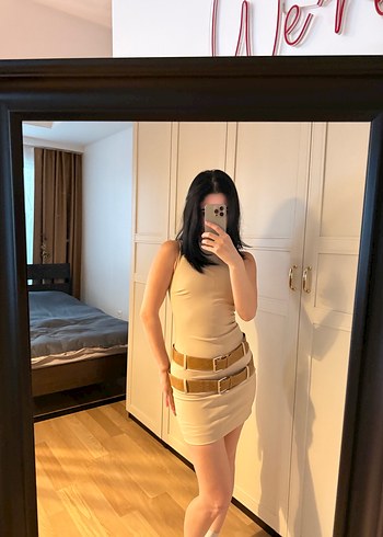 Bej Deri Kemer Detaylı Midi Elbise - Görsel 3