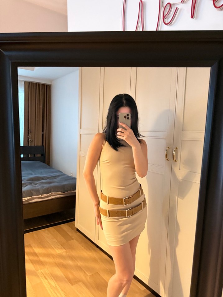 Bej Deri Kemer Detaylı Midi Elbise - Görsel 3