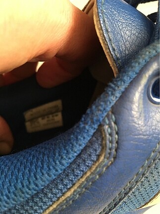 44 Beden mavi Renk Adidas erkek ayakkabısı 43 numara hentbol