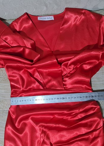 Uzun Kollu Kırmızı Saten Mini Elbise - Görsel 8