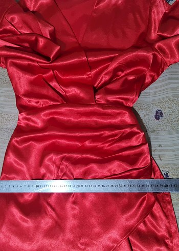 Uzun Kollu Kırmızı Saten Mini Elbise - Görsel 6